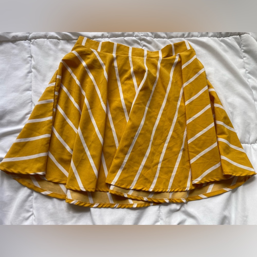 Two Piece Set - Picture 2 of 3